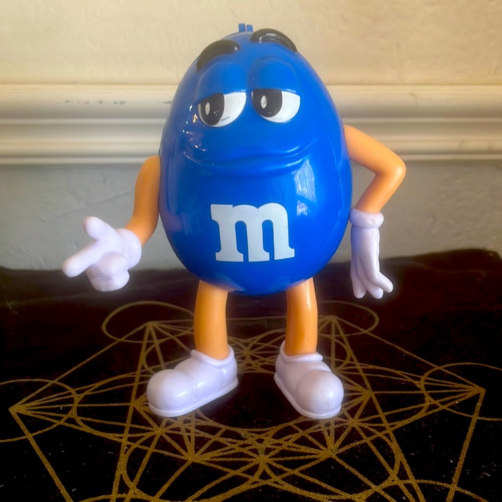 Blue m&m stash man